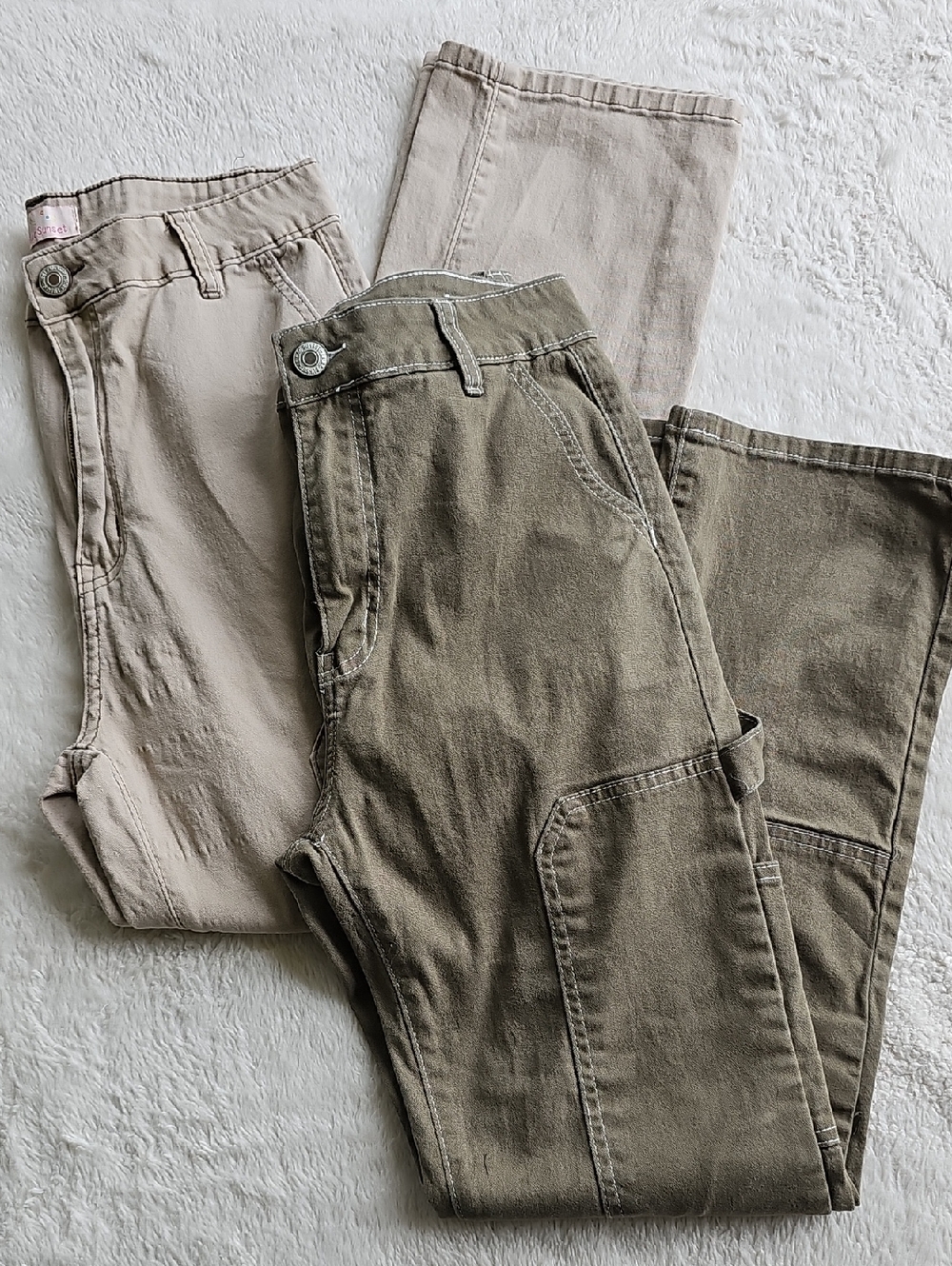 ‼️Utility Pants‼️.    Straight Leg Utility Pants in Olive & Beige